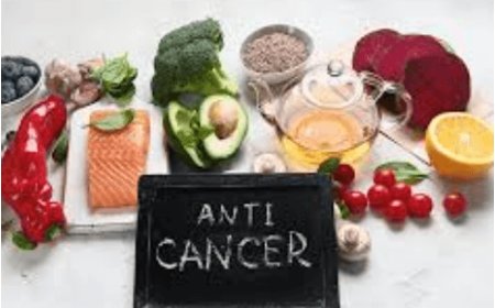 Doctor Explains How Broccoli, Blueberries, Tomatoes, Cauliflower, and Apples Can Help Reduce Cancer Risk