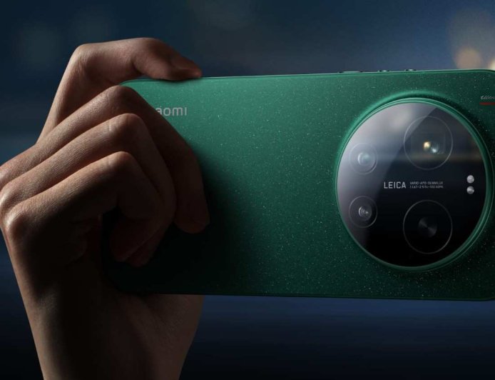 Leica Introduces Powerful Leitzphone Based on Xiaomi 17 Ultra With Physical Camera Ring